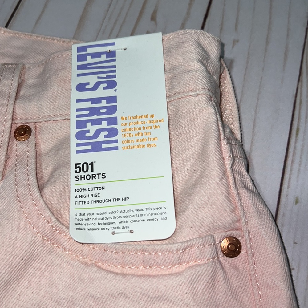 Levi’s 501 High Rise Shorts - Picture 5 of 10